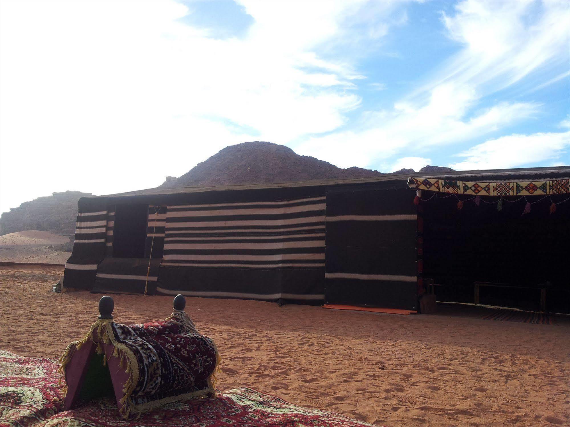 Wadi Rum Caravan Camp Dış mekan fotoğraf