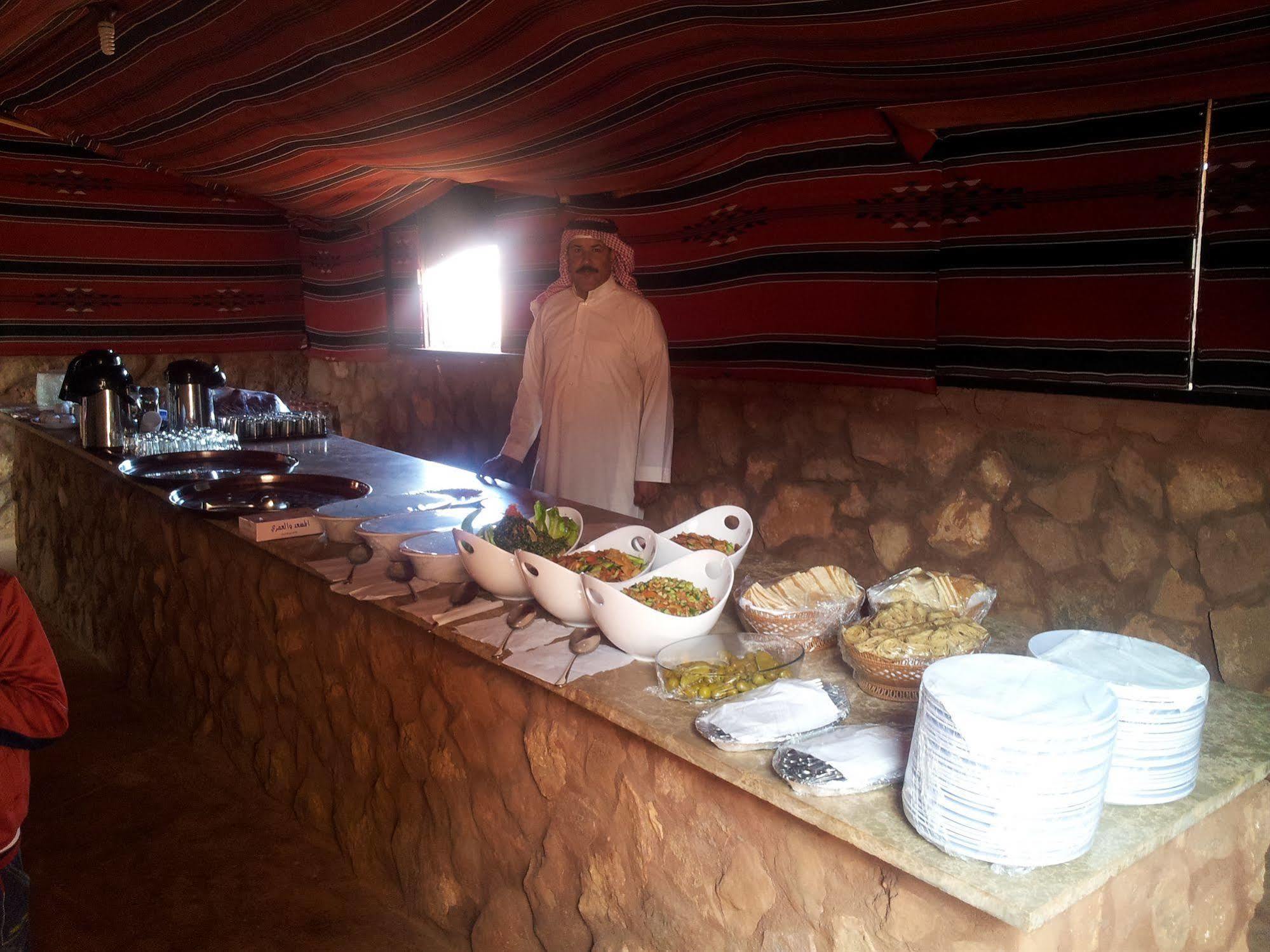 Wadi Rum Caravan Camp Dış mekan fotoğraf